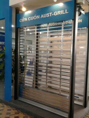 cua cuon inox-1