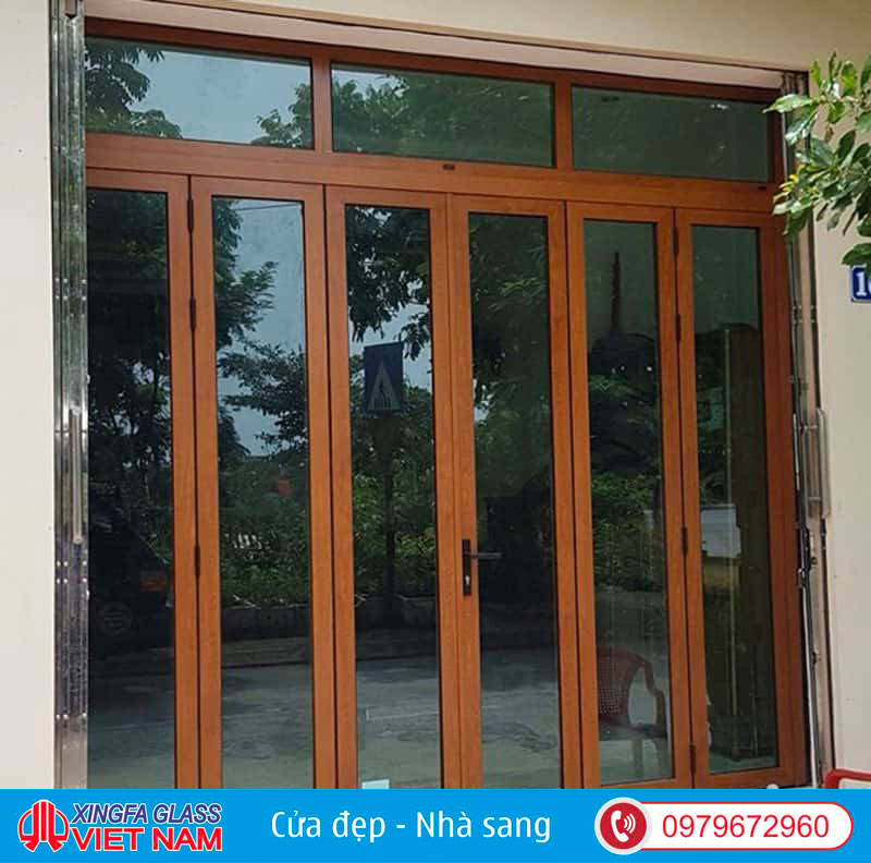 Cửa Đi Mở Xếp Gấp Nhôm Xingfa Màu Vân Gỗ Hệ 63