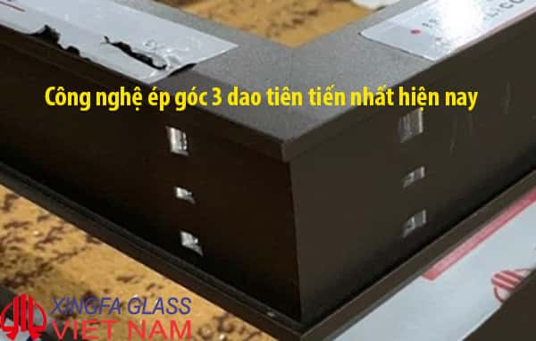 Kỹ thuật ép góc cửa nhôm XINGFA sử dụng công nghệ ép góc 3 dao mới nhất hiện nay đạt chuẩn Quốc Tế